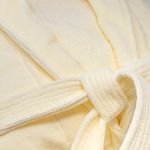 italica-bata-de-bano-terciopelo-light-milk-it-ba64-2