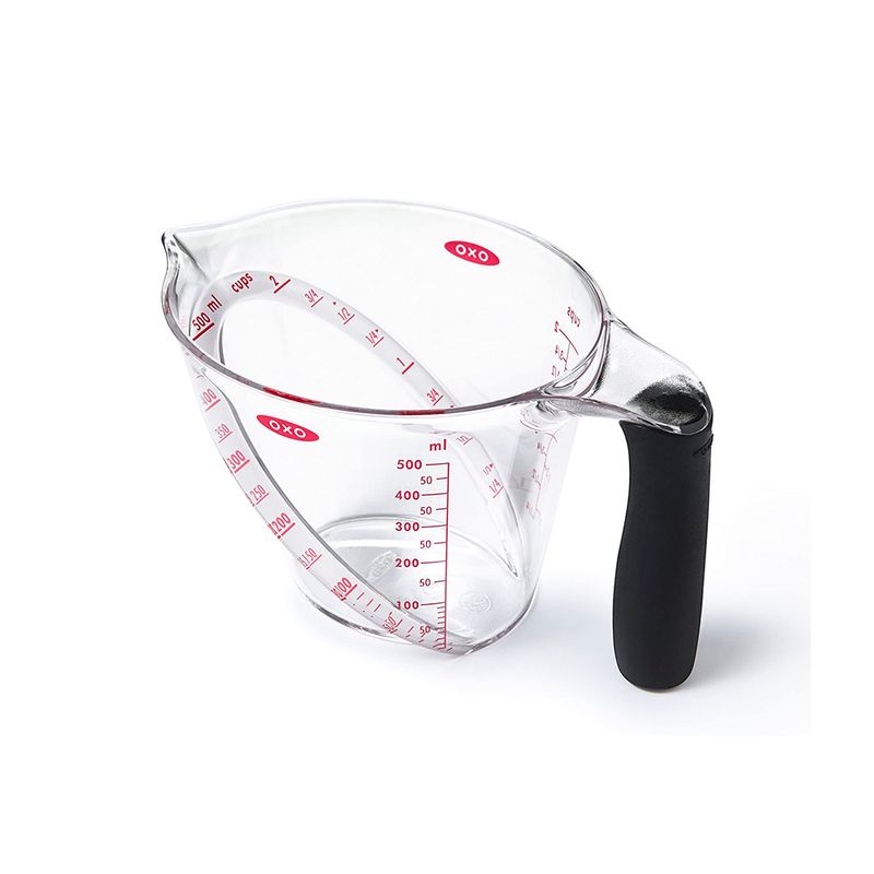 oxo-taza-de-medir-en-angulo-70981-2