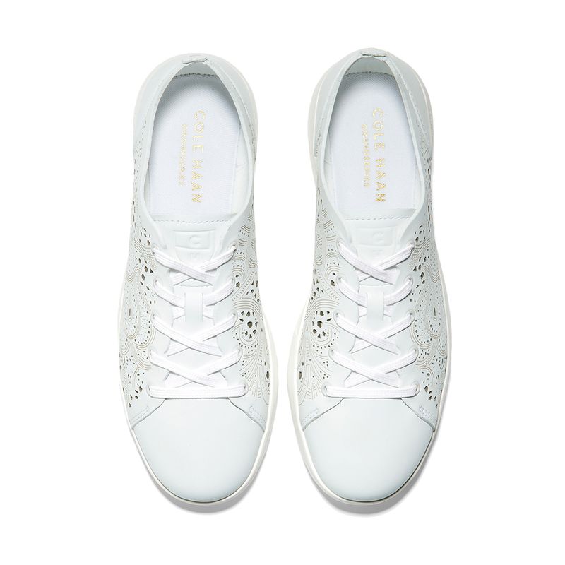 cole-haan-grandpro-lasercut-tennis-sneaker-blanco-w17921-4