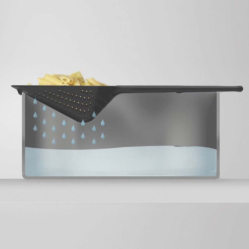 cuchara-coladora-grande-Negro-10066-3
