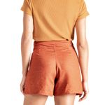 short-con-cinturon-naranja--co-sw22-5362-4