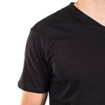 basic-t-shirt-cuello-en-v-negro-co-bash-002-5