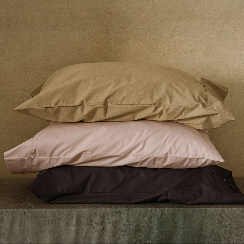 set-de-2-fundas-de-almohadas-best-home-essentials-nude-it-220123rs-3