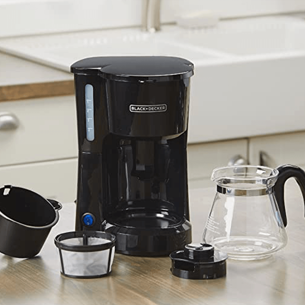 Cafetera Black + Decker 5 Tazas 650 Watts Negro – Tienda Venelectronics