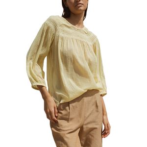 Blusa Con Engomados Manzana
