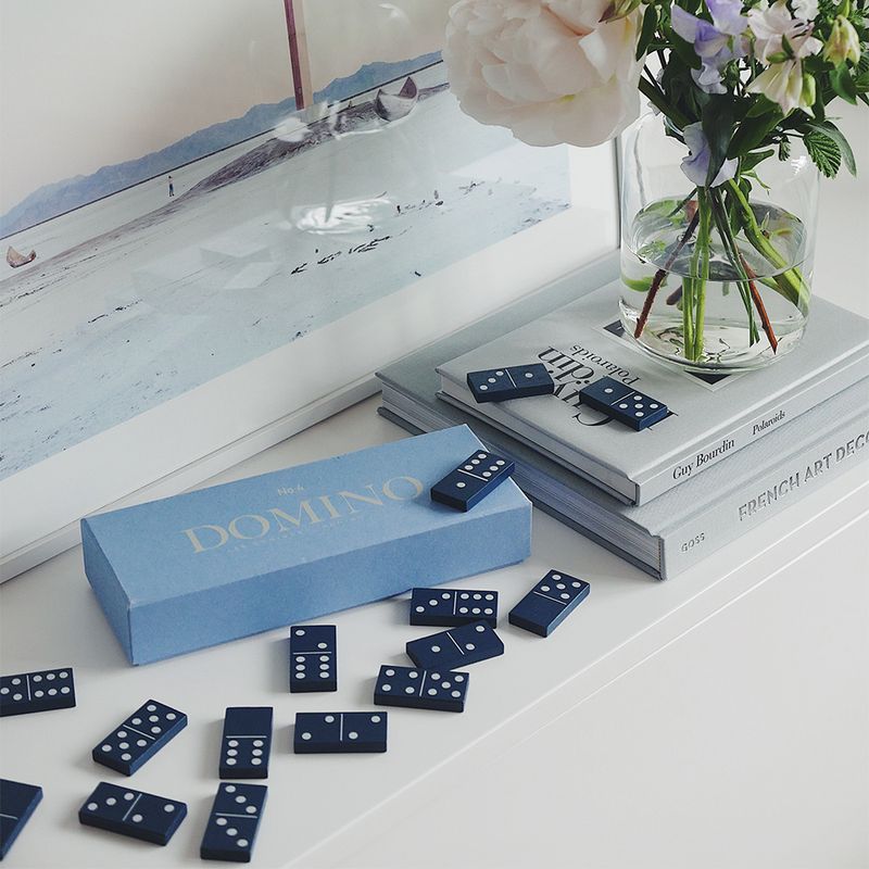 PW00340_MOOD2_Domino