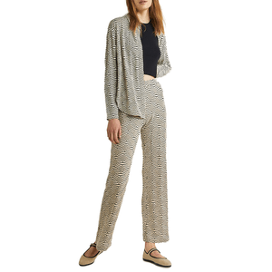 Pantalon Acampanado Yerse Crudo Negro