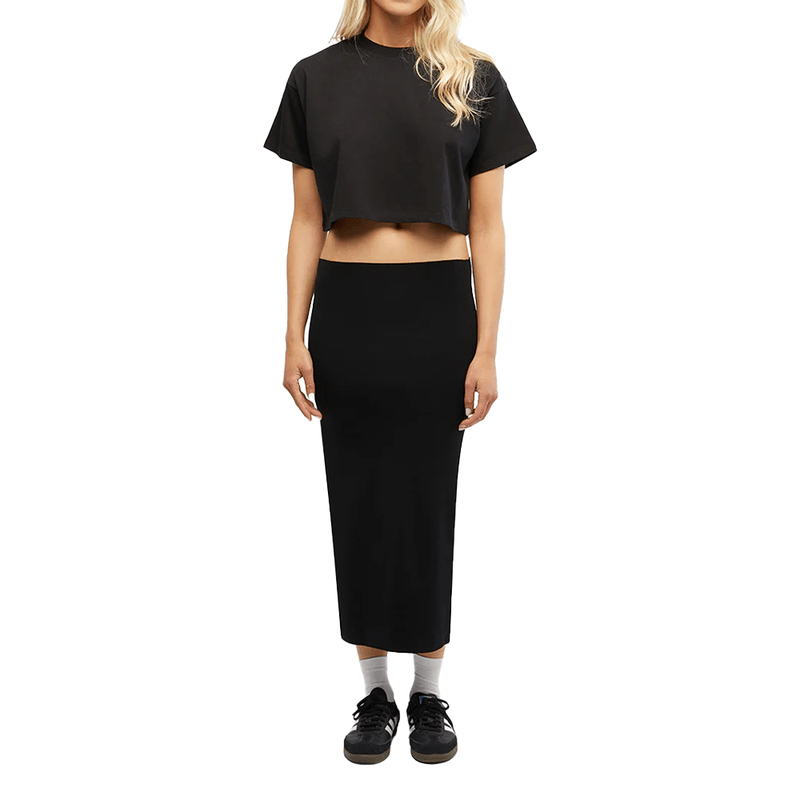 WeWoreWhat-Rib-Midi-Skirt-Black-WWB51-01