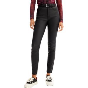 Pantalón efecto piel