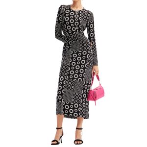 Vestido midi slim patch