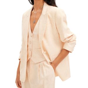 Blazer Elbert Crudo